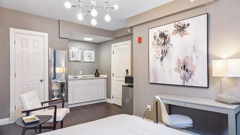 Premier Suites Bay Village Boston Exterior photo